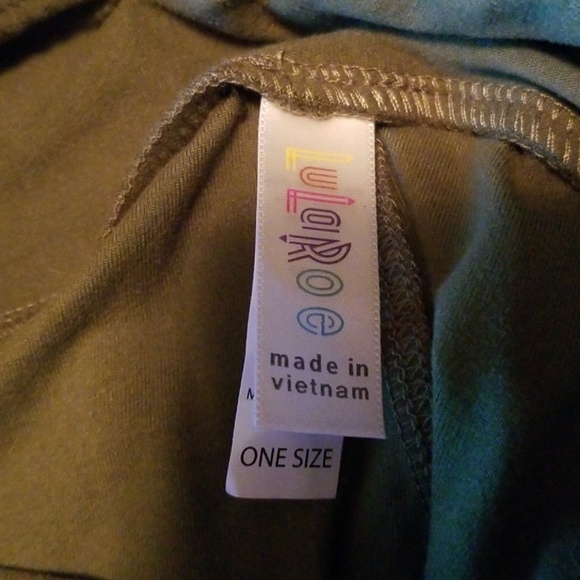 Lularoe Solid Leggings - Picture 3 of 3